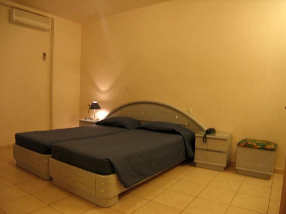 Creta Hotel Ágios Nikólaos 외부 사진