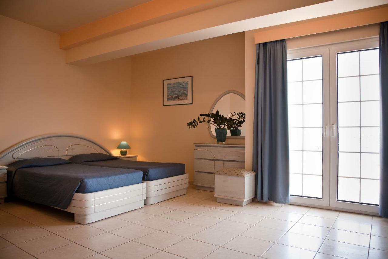 Creta Hotel Ágios Nikólaos 외부 사진